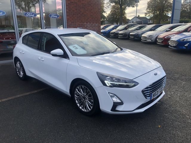 Ford Focus Titanium X 5 Door 1.0L EcoBoost Hybrid 125PS FWD 6 Speed Manual
