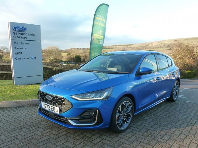 Ford Focus ST-Line Vignale 5 door 1.0L EcoBoost 155PS mHEV FWD 6 Speed Manual