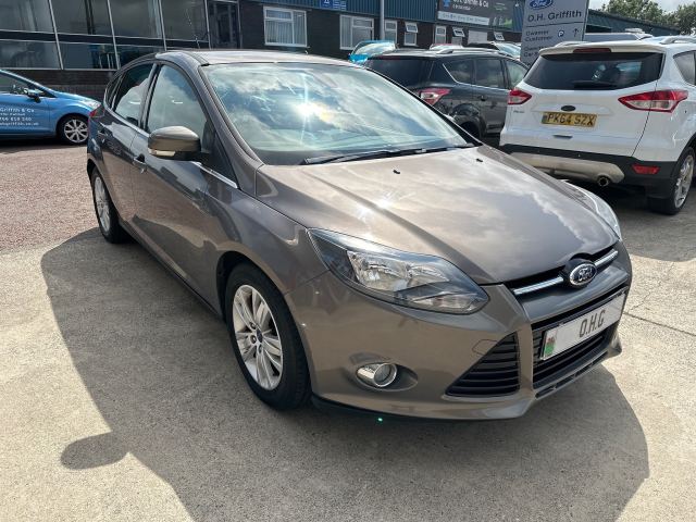 Ford 1.6 TDCi Titanium Navigator Hatchback 5dr Diesel Manual Euro 5 (s/s) (115 ps)
