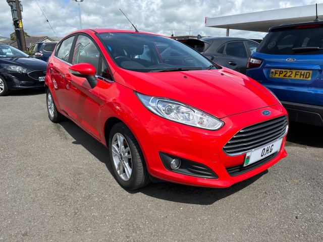 Ford 1.0T EcoBoost Zetec Hatchback 5dr Petrol Manual Euro 5 (s/s) (100 ps)