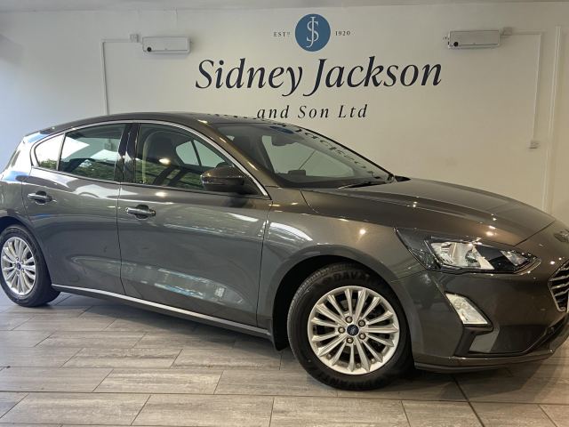 Ford 1.0T EcoBoost Titanium Hatchback 5dr Petrol Manual Euro 6 (s/s) (125 ps)